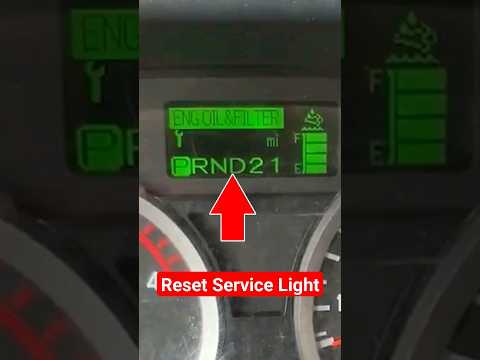 Reset Any Service Light ISUZU NQR Engine Oil Filter Light Example #ISUZU #ISUZUNQR #isuzutruck