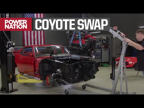 Dropping A Supercharged Coyote In The '70 RestoMod Mustang - Detroit Muscle S8, E15