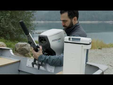 Mercury Avator 7.5e: Quick-Release System